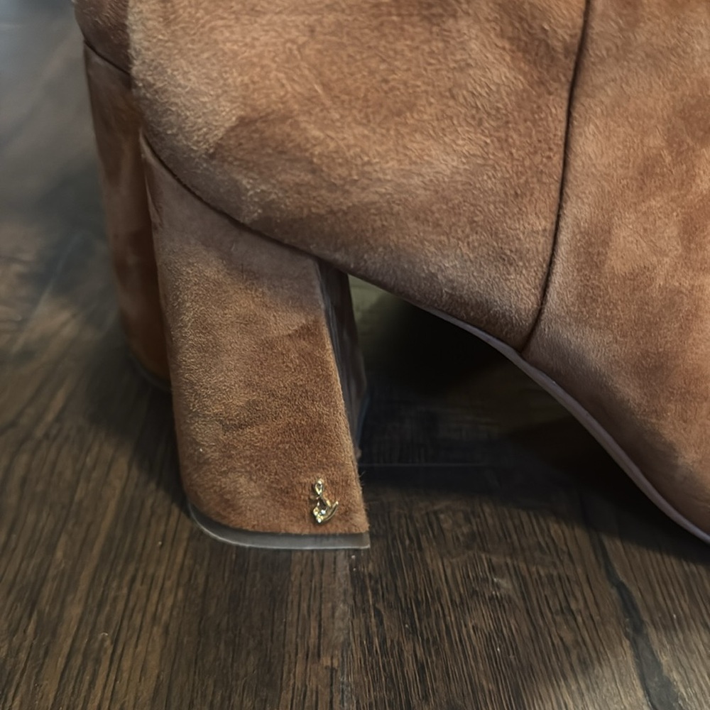 Brown Suede Ankle Boots - Picture 7 of 8